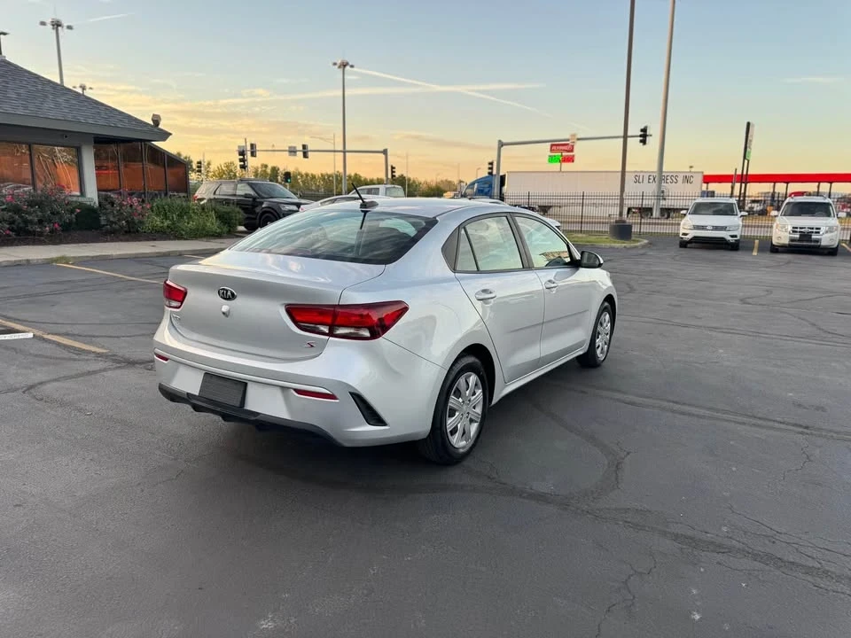 2021 Kia Rio - Image 7 of 18