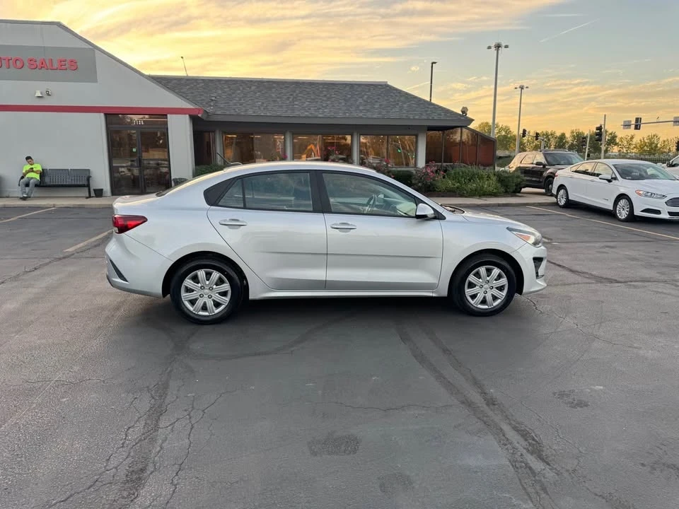 2021 Kia Rio - Image 5 of 18