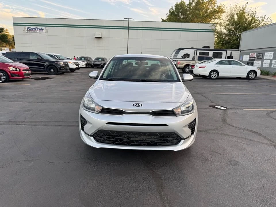 2021 Kia Rio - Image 2 of 18