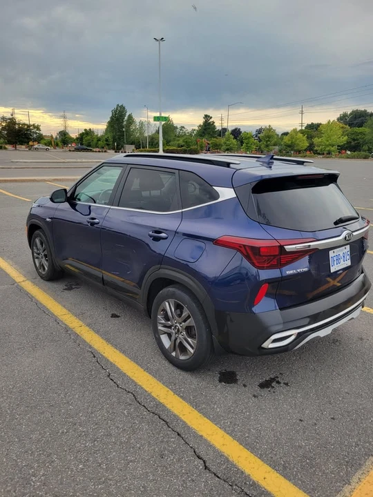 2021 Kia Seltos - Image 5 of 11