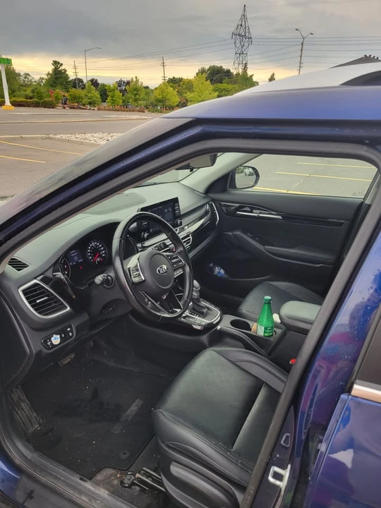 2021 Kia Seltos - Image 9 of 11