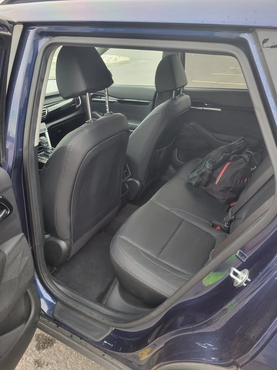 2021 Kia Seltos - Image 6 of 11