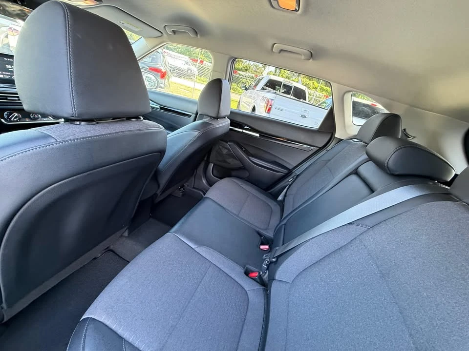2021 Kia Seltos - Image 10 of 15