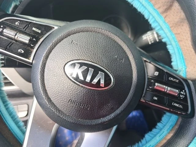 2021 Kia Seltos - Image 9 of 19