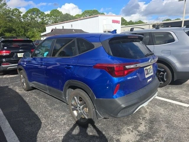 2021 Kia Seltos - Image 2 of 19