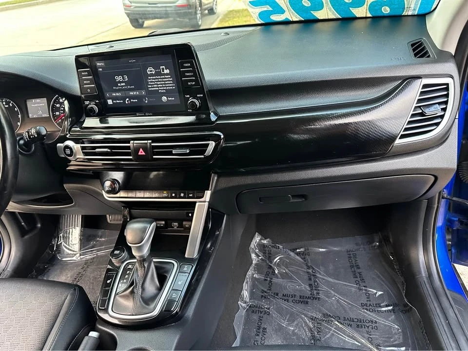 2021 Kia Seltos - Image 13 of 20