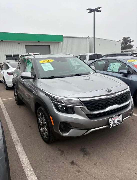 2021 Kia Seltos - Image 2 of 5
