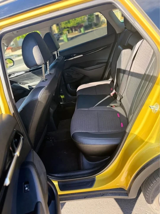 2021 Kia Seltos - Image 6 of 9