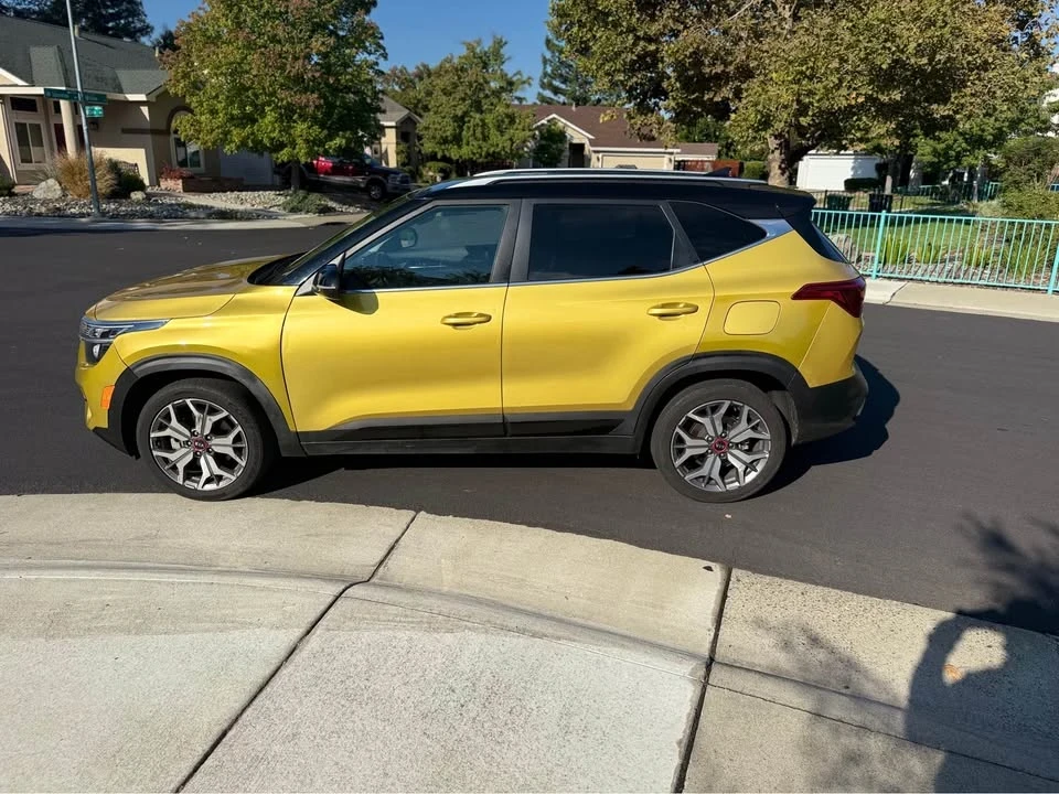 2021 Kia Seltos - Image 4 of 9