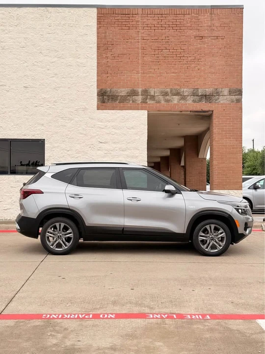 2021 Kia Seltos - Image 4 of 14