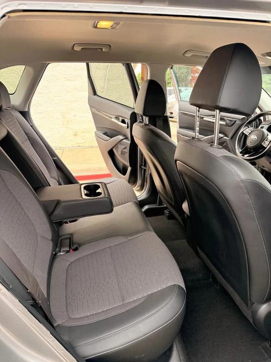 2021 Kia Seltos - Image 10 of 14