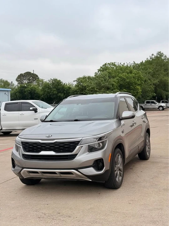 2021 Kia Seltos - Image 2 of 14
