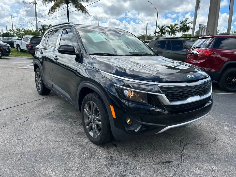 2021 Kia Seltos - Image 3 of 14