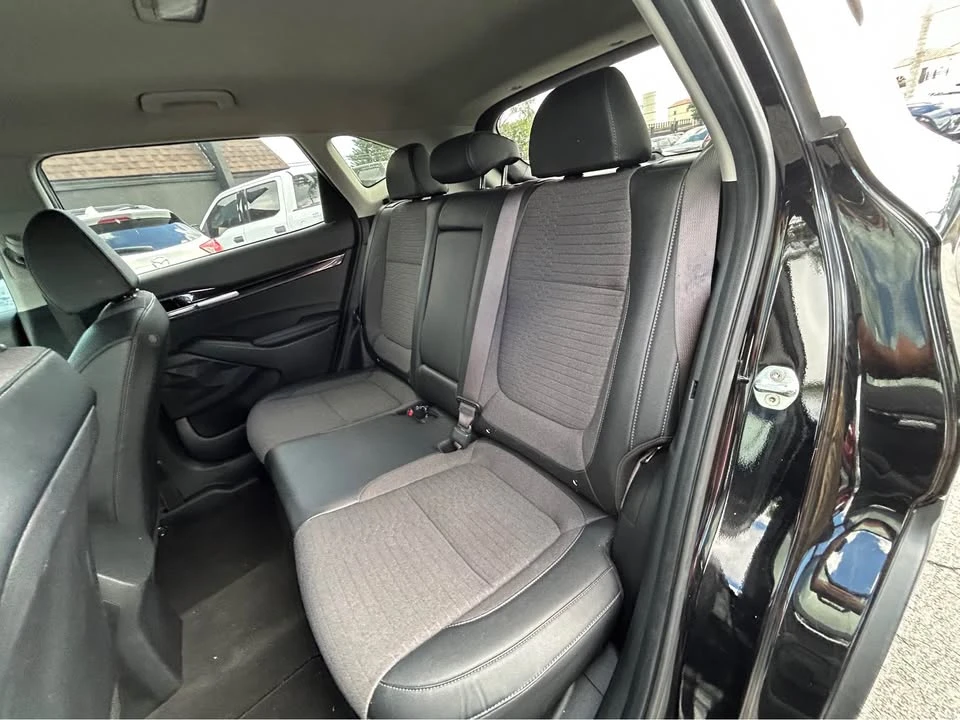 2021 Kia Seltos - Image 8 of 14