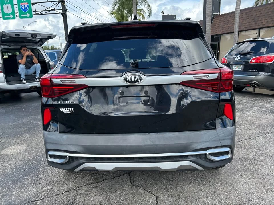 2021 Kia Seltos - Image 5 of 14
