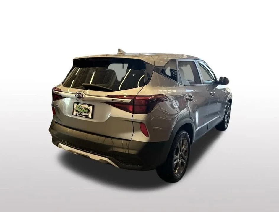 2021 Kia Seltos - Image 6 of 19