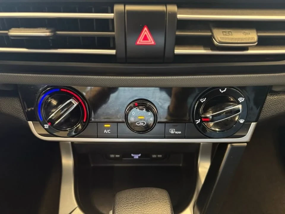 2021 Kia Seltos - Image 14 of 19