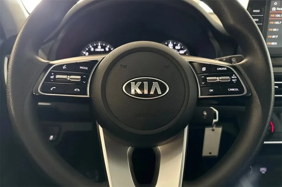 2021 Kia Seltos - Image 17 of 18