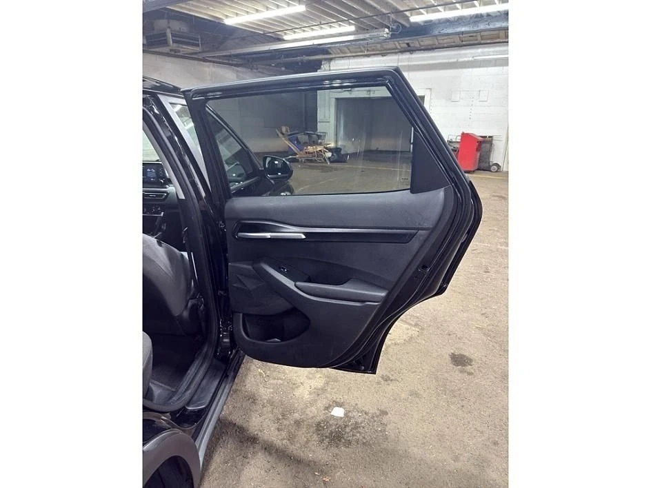 2021 Kia Seltos - Image 9 of 19