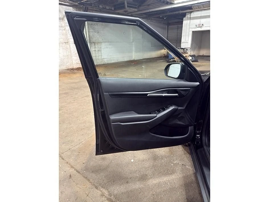 2021 Kia Seltos - Image 7 of 19