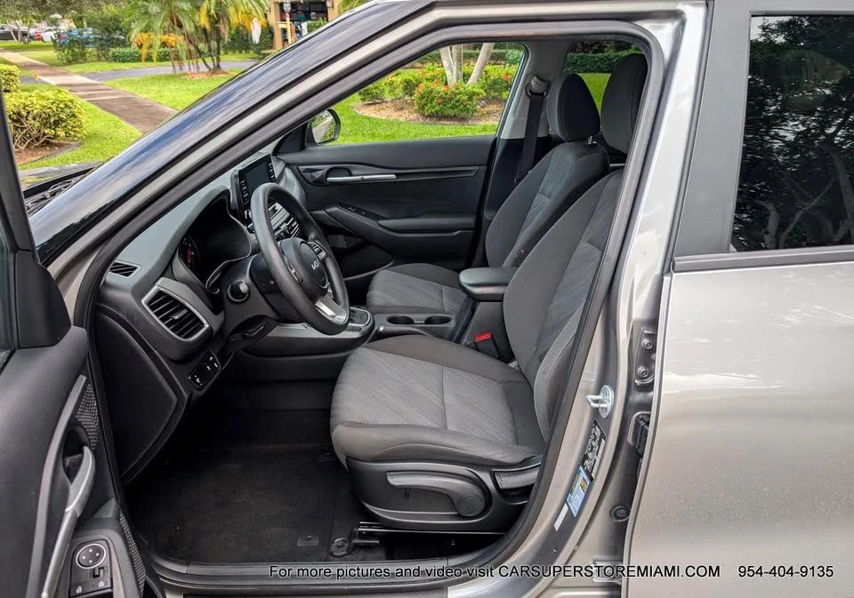 2021 Kia Seltos - Image 12 of 13