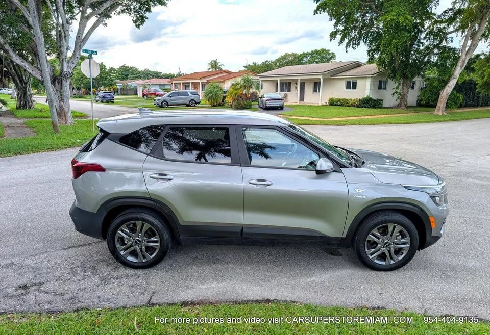 2021 Kia Seltos - Image 6 of 13