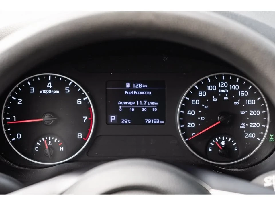 2021 Kia Seltos - Image 2 of 13
