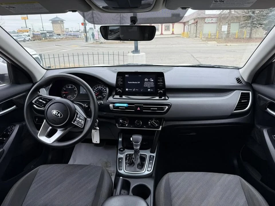 2021 Kia Seltos - Image 10 of 13