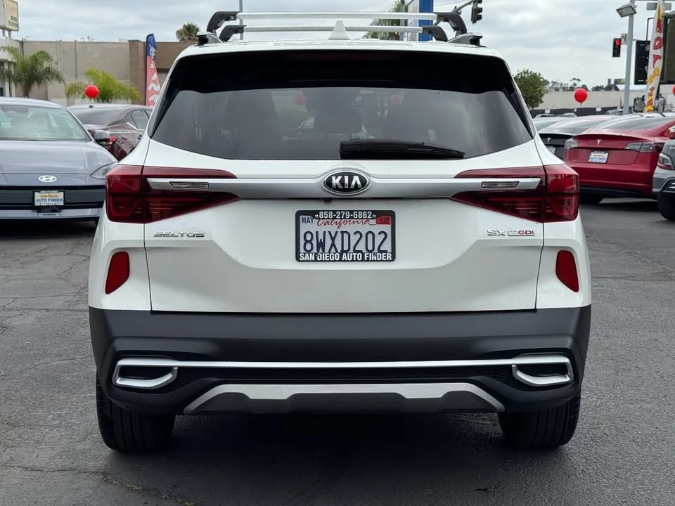 2021 Kia Seltos - Image 9 of 20