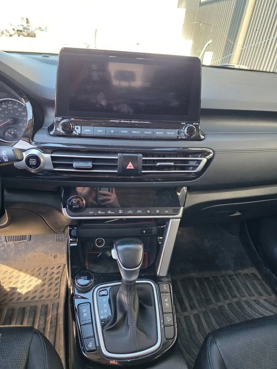 2021 Kia Seltos - Image 7 of 9