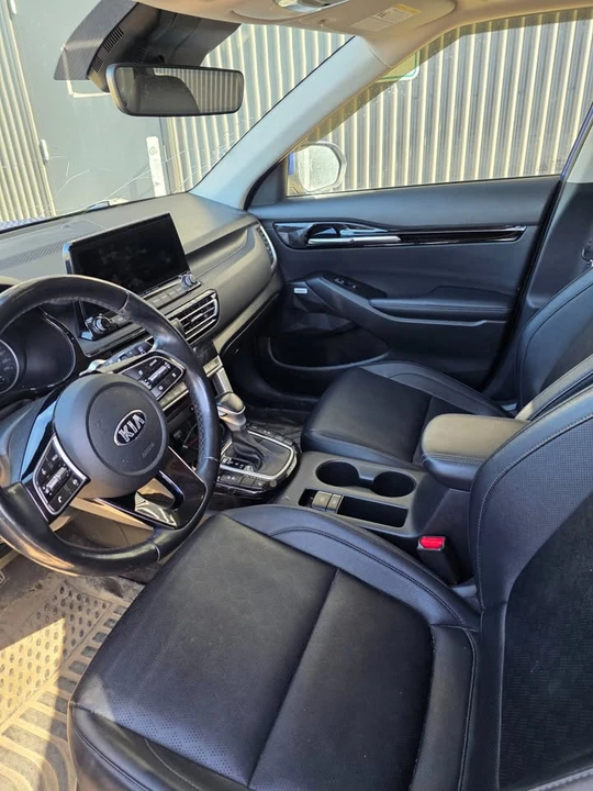 2021 Kia Seltos - Image 8 of 9