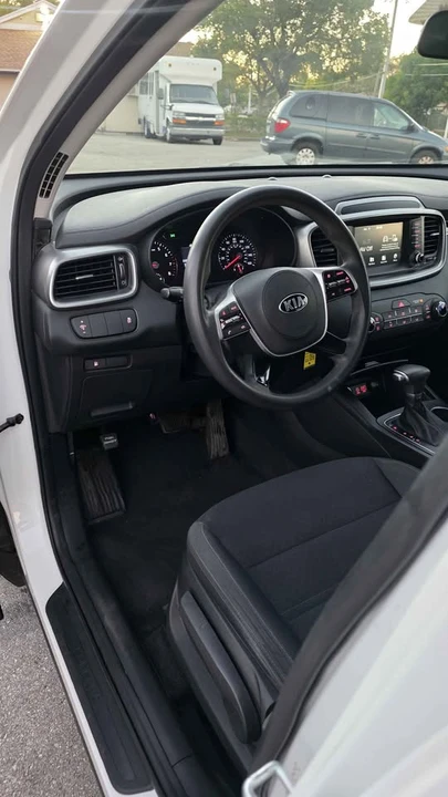 2021 Kia Sorento - Image 18 of 18