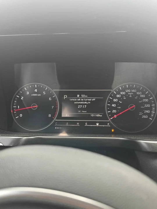 2021 Kia Sorento - Image 5 of 17