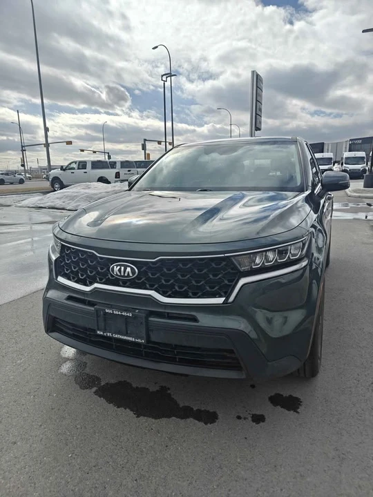 2021 Kia Sorento - Image 16 of 17