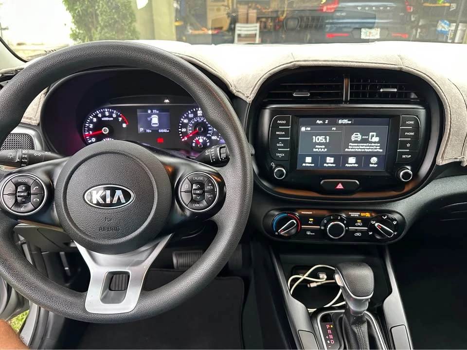 2021 Kia Soul - Image 11 of 17