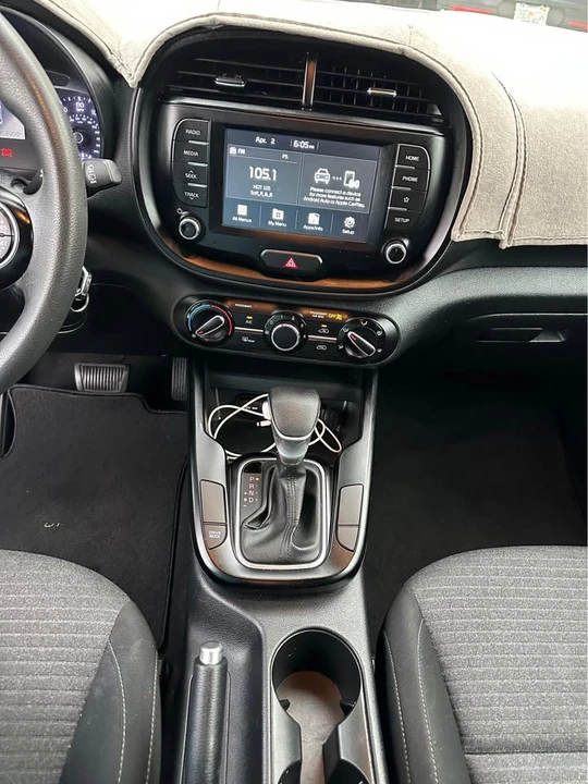 2021 Kia Soul - Image 10 of 17