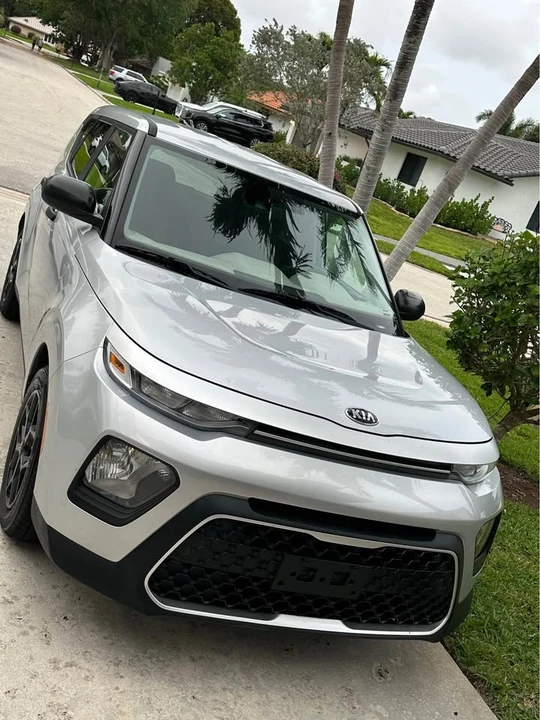 2021 Kia Soul - Image 3 of 17