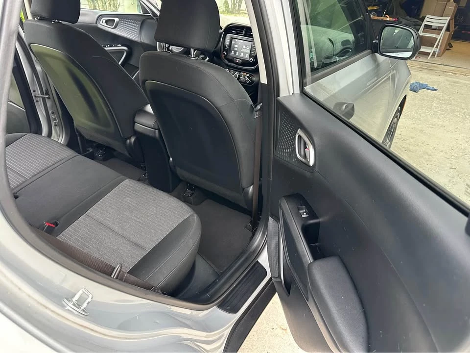 2021 Kia Soul - Image 5 of 17