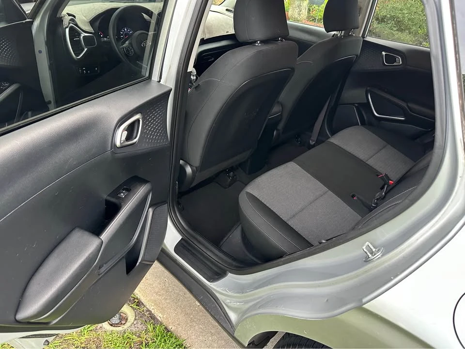 2021 Kia Soul - Image 7 of 17