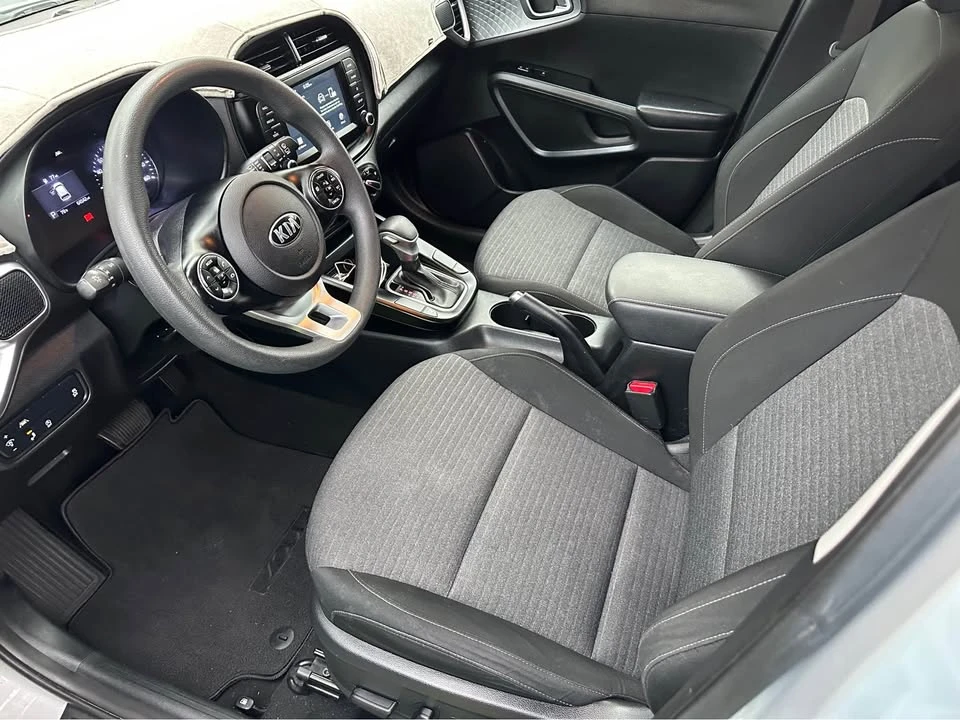 2021 Kia Soul - Image 13 of 17