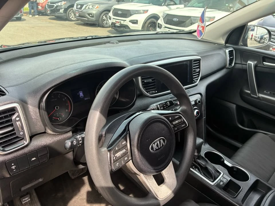 2021 Kia Sportage - Image 10 of 18
