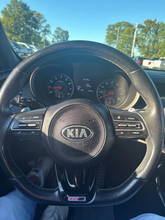 2021 Kia Stinger - Image 2 of 13