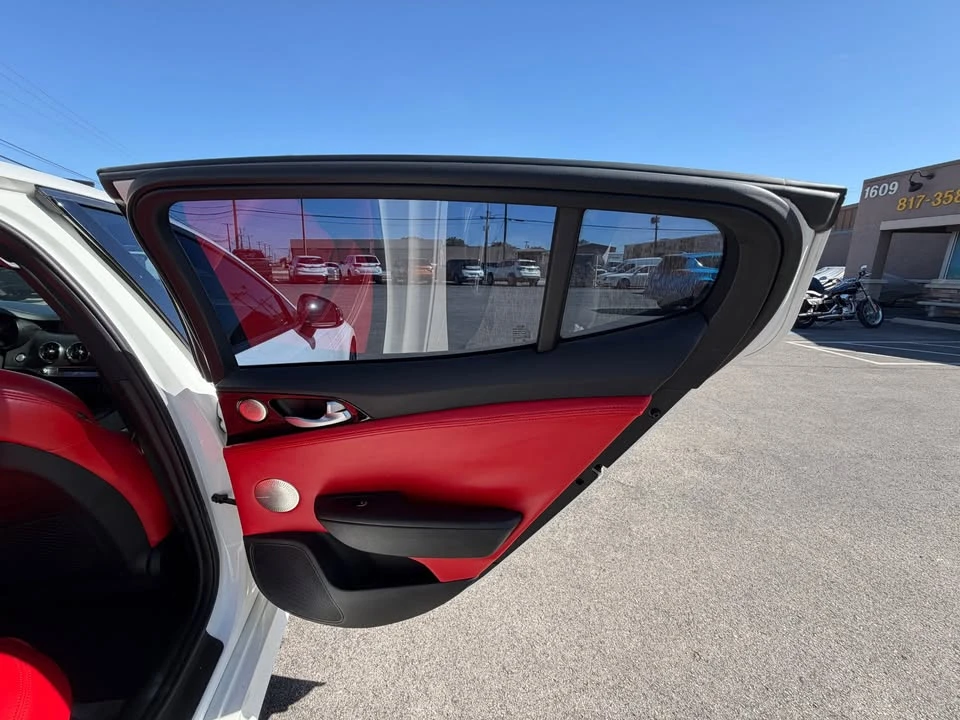 2021 Kia Stinger - Image 14 of 20