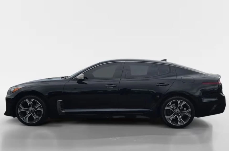 2021 Kia Stinger - Image 2 of 15