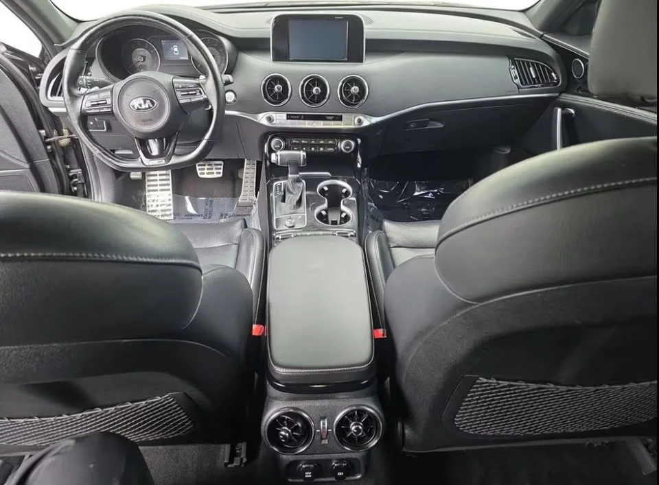 2021 Kia Stinger - Image 9 of 15