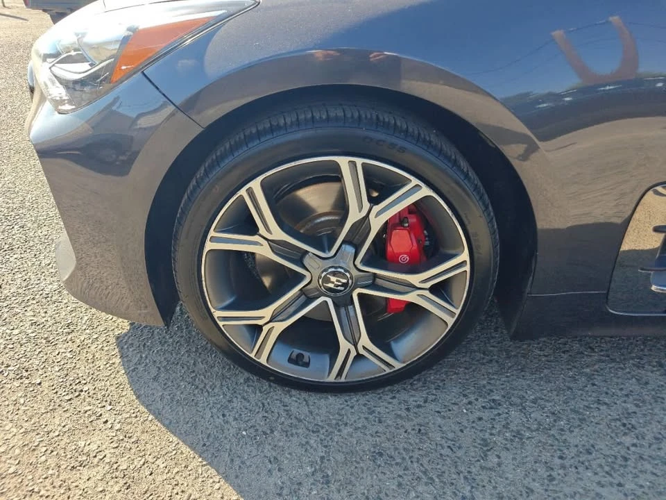 2021 Kia Stinger - Image 8 of 19