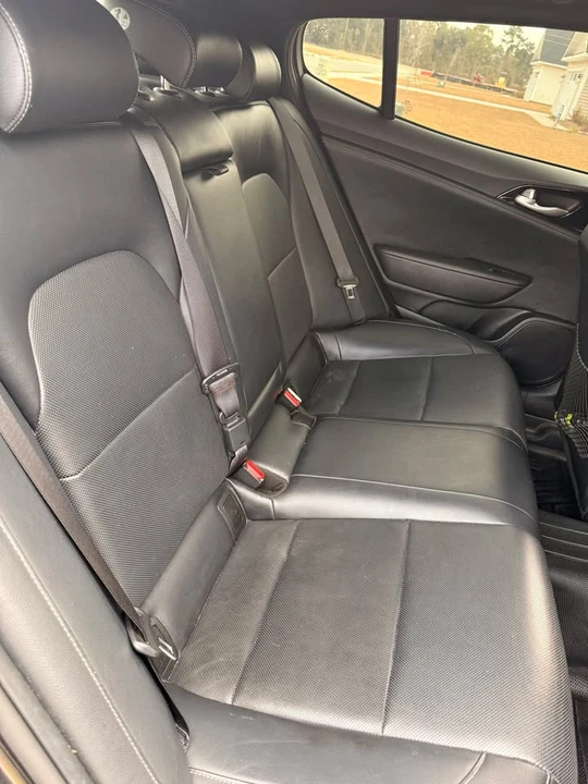 2021 Kia Stinger - Image 16 of 19