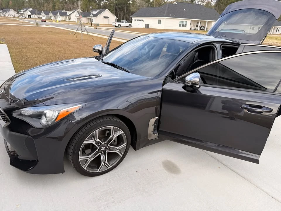 2021 Kia Stinger - Image 2 of 19