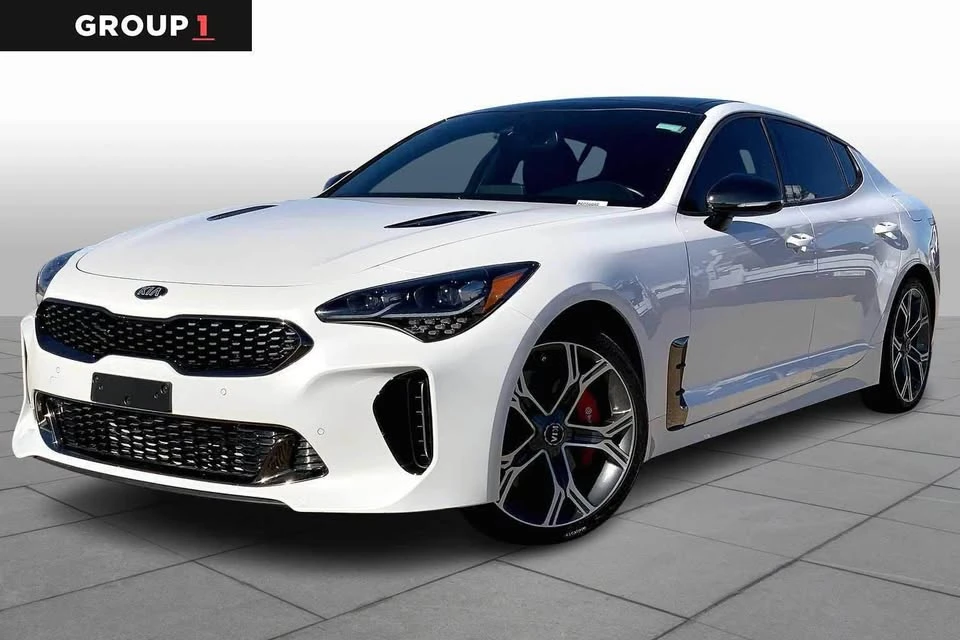 2021 Kia Stinger - Image 2 of 11