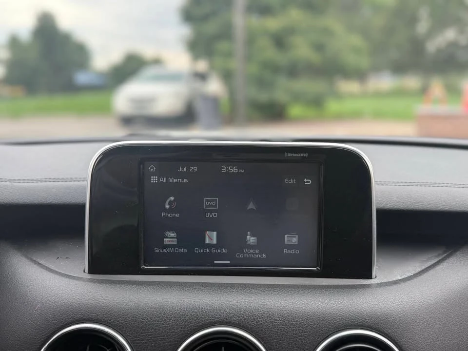 2021 Kia Stinger - Image 15 of 19